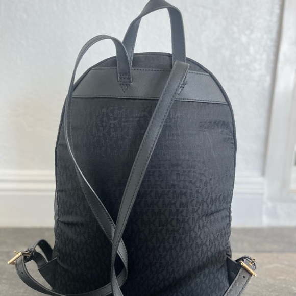 Michael Kors Beautiful Black Backpack - Picture 4 of 11